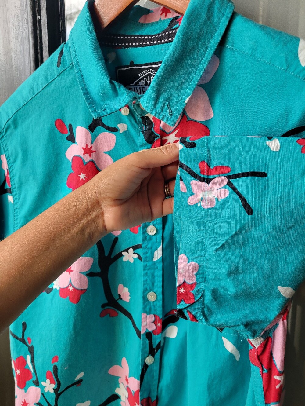 Cherry Blossom Five points Men's Medium Blue Short Sleeve Button-Up Shirt pocket - Picture 9 of 9